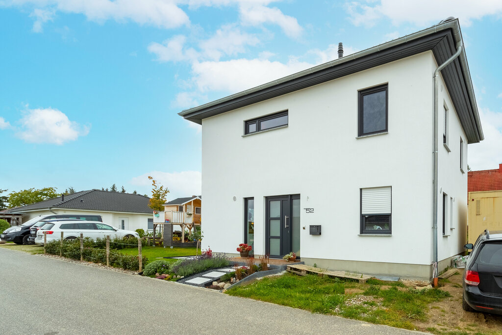 Stadthaus-Flair-124-Familie-H-Haus-Strasse-04