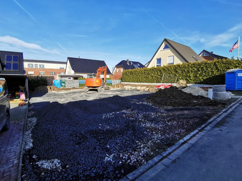 Fertiges Schotterpolster - Der Beginn des Hausbaus