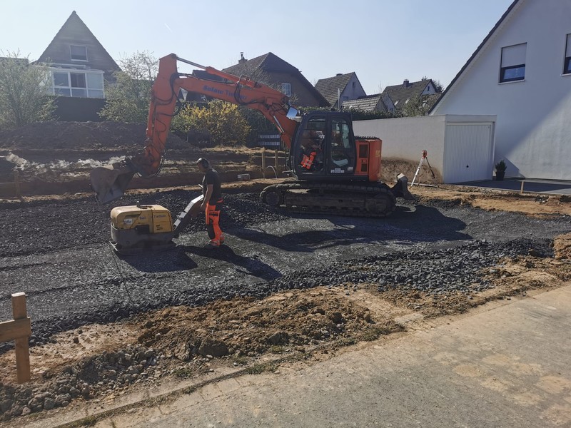 Fertiges Schotterpolster - Der Beginn des Hausbaus